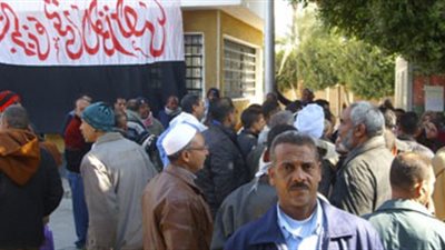 «الضمراني» يطالب «محلب» بالاستجابة لمطالب عمال الألومنيوم