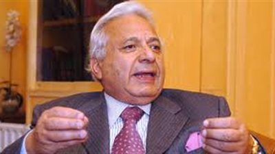 أحمد عكاشة: الشعب المصري تعود على اعتبار الحاكم نصف إله