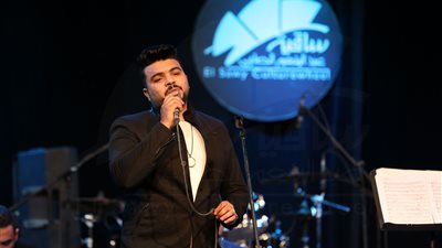 نجوم مصرية تتألق في سهرة غنائية بساقية الصاوي (صور)