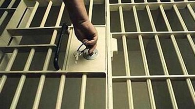 «الحبس الاحتياطي» بين النيابة وأقسام الشرطة والسجون