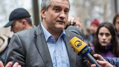 رئيس وزراء شبه جزيرة القرم يصف الاستفتاء باللحظة التاريخية