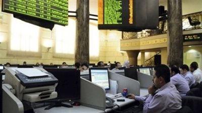 مشتريات الأجانب تدعم تعافي الأسهم المصرية في منتصف التعاملات