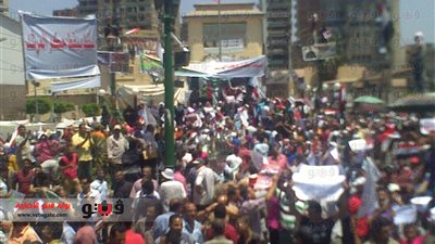 بالصور.. توافد الآلاف لديوان عام الشرقية لإعادة 