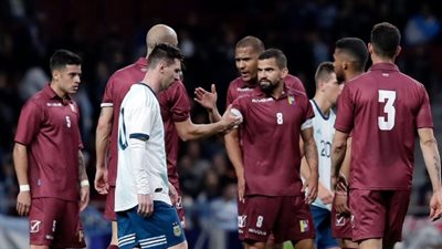 الصحف الأرجنتيني تهاجم ميسي بعد الخسارة من فنزويلا