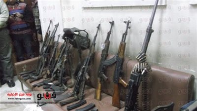 ضبط 10 قطع سلاح وشقى هارب بأسيوط