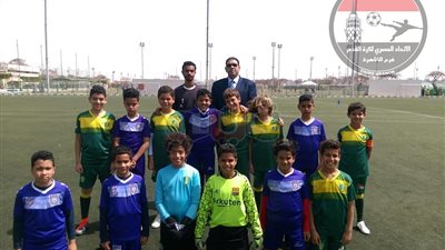 أحمد محفوظ يتابع مهرجان براعم القاهرة بملعب المقاولون (صور)