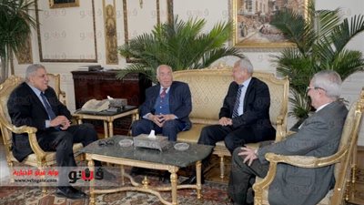 بالصور..محلب يناقش تطوير التعليم الجامعي بحضور عبدالعزيز حجازي