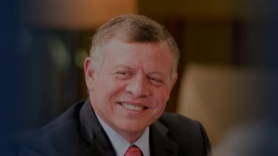 ملك الأردن يصل مطار القاهرة للمشاركة في القمة الثلاثية