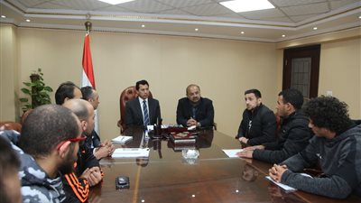 وزير الرياضة وحطب يتدخلان لحل أزمة منتخب المصارعة