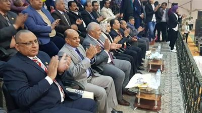 رئيس جامعة الوادي الجديد: تعيين أوائل خريجي كلية التربية الرياضية (صور)