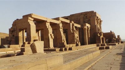 افتتاح مشروع خفض المياه الجوفية بمعبد كوم أمبو في أسوان