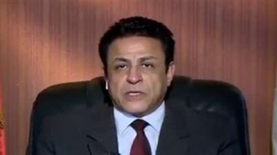 إزالة بناء مخالف بحلوان.. ورفع إشغالات من ميدان المحطة