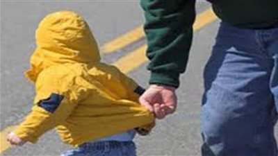 التحقيق في اختطاف طفل بالجيزة لإرغام والده على سداد ديونه