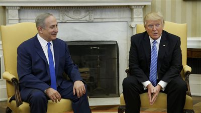 ترامب يوقع قرار الاعتراف بسيادة إسرائيل على الجولان خلال لقاء نتنياهو