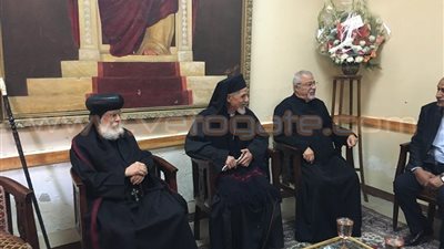 بالصور.. أسقف الكنيسة القبطية بالمنصورة يهنئ الكاثوليك بأعياد الميلاد