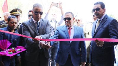 افتتاح غرفة المراقبة المرورية بإدارة مرور سوهاج (صور)