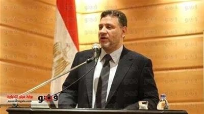 الخرباوى يتهم وزير الشباب بإهدار المال العام بالحشد لمظاهرات رابعة العدوية