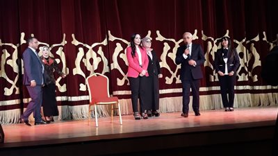 محافظ بورسعيد يشهد احتفال يوم المرأة المصرية وعيد الأم (صور)