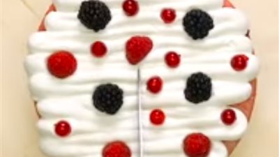 5 أفكار جديدة للبطيخ.. تعرف على أسهل طريقة لإزالة البذور (فيديو )