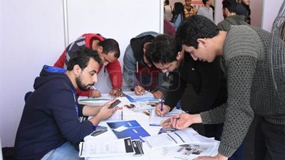 افتتاح ملتقى توظيف لتوفير 5 آلاف فرصة عمل بالشرقية (صور)