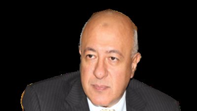 عضو مجلس إدارة البنك الأهلي: البنوك بريئة من أزمة المصانع المتوقفة.. وأصحابها «مش عاوزين يشتغلوا»