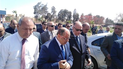 شعراوي يتفقد محيط إستاد السلام استعدادا لكأس الأمم الأفريقية (صور)