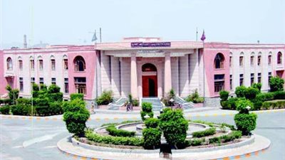 اكتشاف عبوتين ناسفتين بقاعدة بحرية غرب اليمن