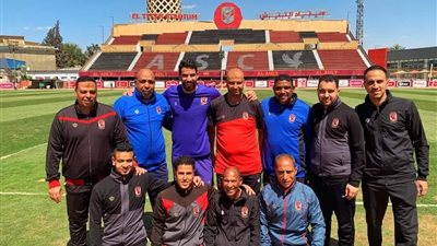 شريف إكرامي لعمال الأهلي: «جنود النادي المجهولون»