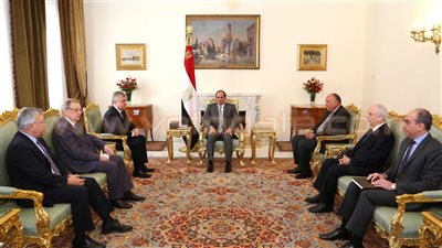 السيسي يطالب بضرورة وضع حد للوضع الإنساني المتأزم في سوريا