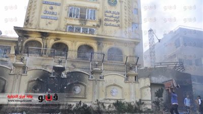 «الإرشاد» تحت الحصار.. ننشر خطة إجلاء 300 إخواني.. «أبوالفتوح» يستنجد بـ«العصار» لإنقاذ إخوان المقطم.. شباب الجماعة يبكون لتخلي القيادات عنهم.. «الإجلاء» بدأت 9