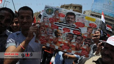 راديو الجيش الإسرائيلي: الإخوان يقفون أمام مفترق طرق