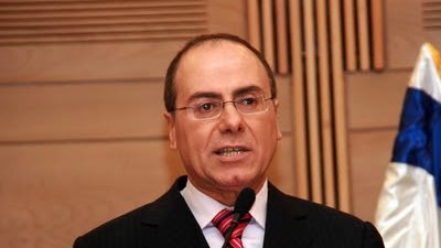 شالوم يتهم الفلسطينيين بوضع عراقيل أمام العودة للمفاوضات