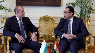 مدبولي والرئيس البلغاري يشهدان توقيع مذكرة تفاهم لتطوير المناطق الصناعية