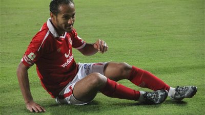 وليد سليمان يحصل على إذن بالغياب عن مران الأهلي