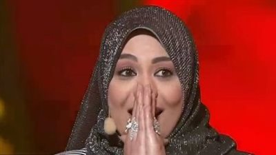 هبة الفقي سادس المتأهلين لمرحلة نصف النهائي من «أمير الشعراء 8»