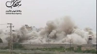 بالفيديو.. صحفى إسرائيلى يرصد تفجيرات الجيش المصري في رفح