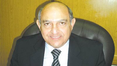 «القابضة للأدوية»: مصر تستهلك 11 مليار جنيه لخامات الصناعة