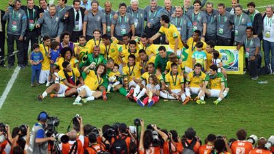 البرازيل تحصد 4 ملايين دولار مكافأة الفوز بالقارات