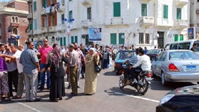 متظاهرو دمياط يرفضون الحاكم العسكري.. و6 إبريل: وجوده مؤقت