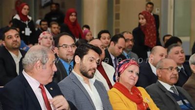 جامعة عين شمس تحتفل بمرور ٢٠ عاما على تأسيس 