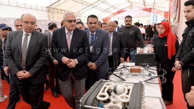 200 مشروع طلابى بمعرض الملتقى الأول بـ