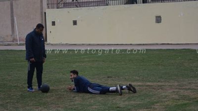 كريم بدير يغيب عن البلدية وتدريب منفرد لكشلط بعد قرار الإيقاف | صور