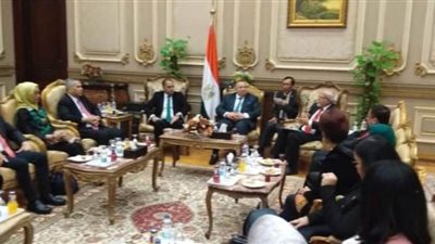 الشريف يلتقي وفد مجلس الشورى الإندونيسي بمقر مجلس النواب