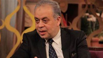 أشرف زكي: شقيق هيثم أحمد زكي تسبب في مهزلة وسوف أقاضيه