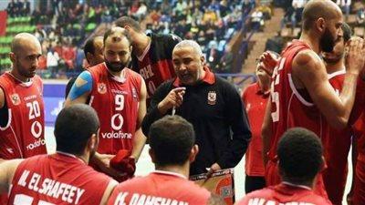 الأهلي أول المتأهلين لنصف نهائي دوري 