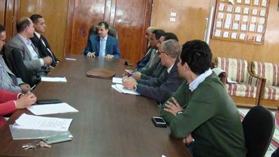 جامعة جنوب الوادي تنظم اجتماعا لمنسقي جائزة التميز الحكومي | صور