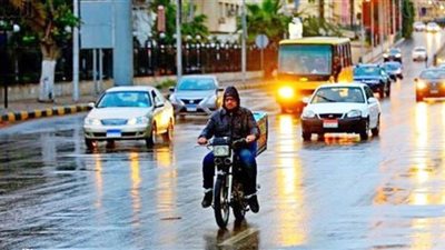 منخفض قطبي يعيد الأجواء الشتوية لمصر.. أمطار رعدية على القاهرة والوجه البحري ومدن القناة.. وسيول بسيناء وثلوج بسانت كاترين