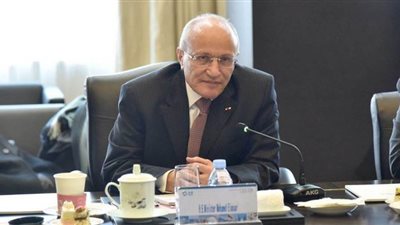 العصار عن حماية الطبقة المتوسطة والفقيرة: 