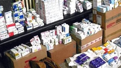 مصادرة 62 ألف قرص أدوية مهربة جمركيا داخل صيدلية بالعجوزة