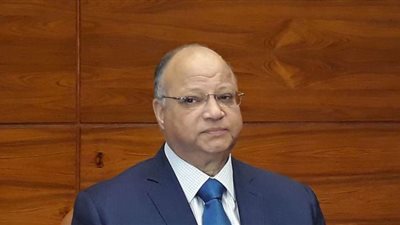 القاهرة تنفي غلق نفق الأزهر